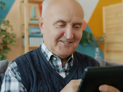 Tablette pour senior : j'ai cherché pendant deux ans avant de trouver quelque chose de simple